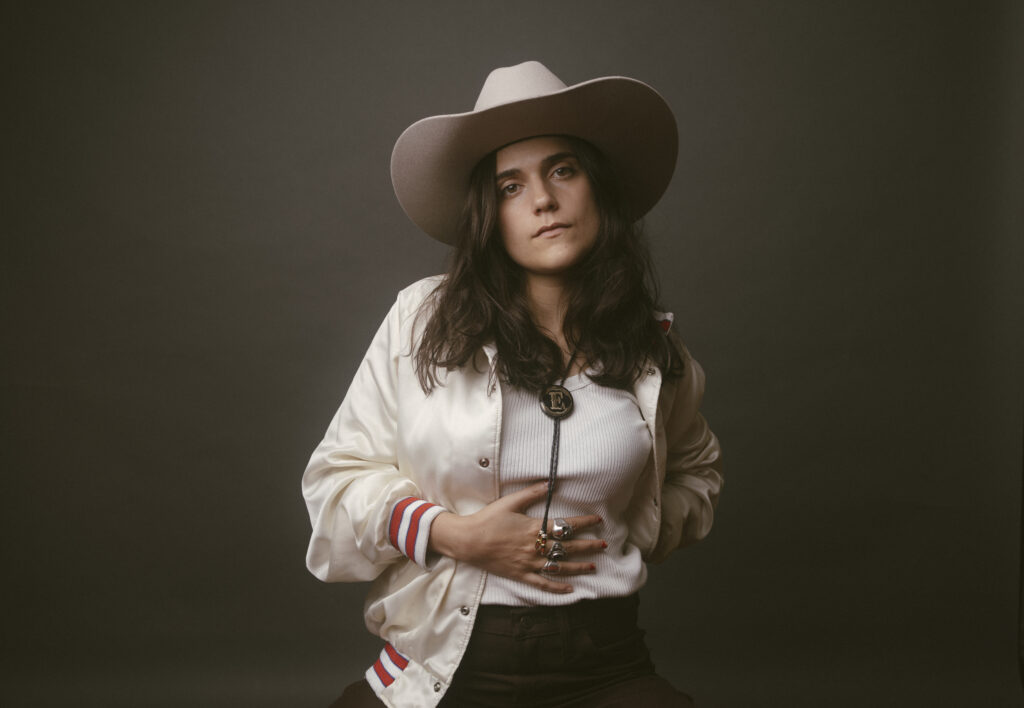Foto de la cantante zaragozana Erin Memento